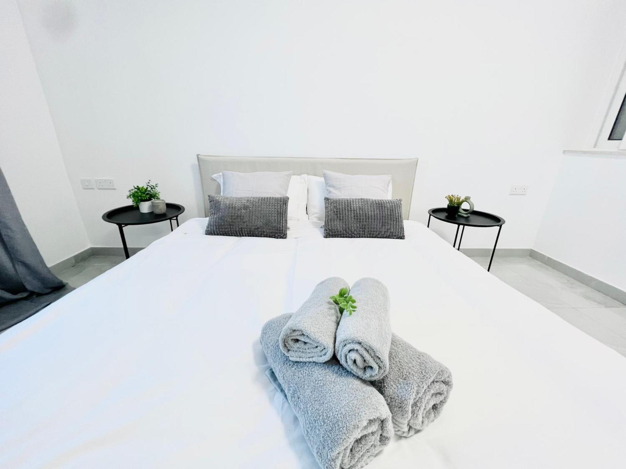 Sunshine Suits - Brand New Apartments Msida Εξωτερικό φωτογραφία
